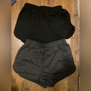 SHEIN women shorts size large 2pair